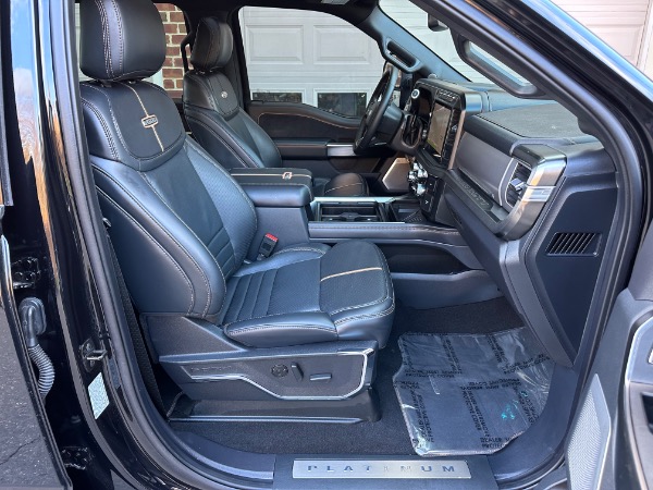 Used-2024-Ford-F-250-Super-Duty-Platinum