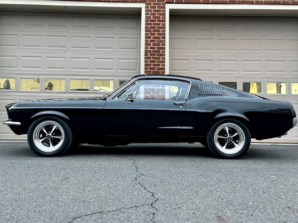 Used-1967-Ford-Mustang-Velocity-Signature-Series