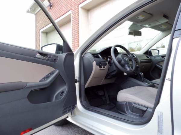 Used-2011-Volkswagen-Jetta