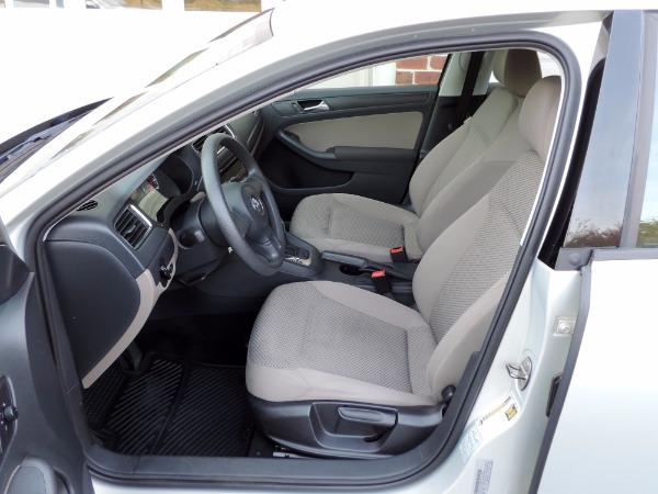 Used-2011-Volkswagen-Jetta