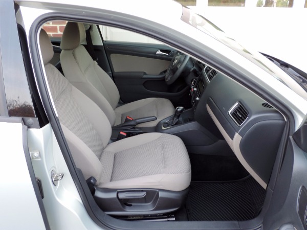 Used-2011-Volkswagen-Jetta