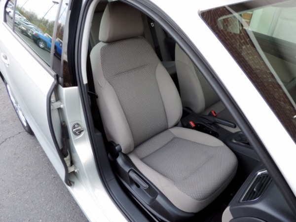 Used-2011-Volkswagen-Jetta