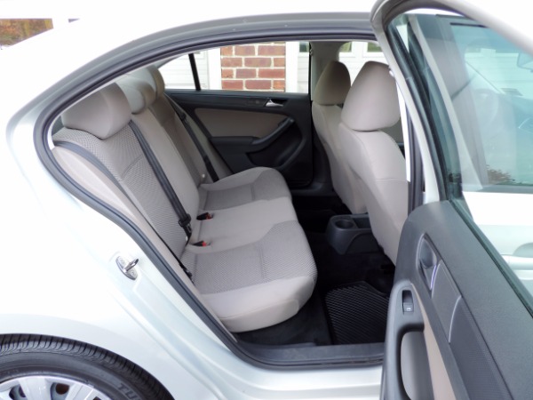 Used-2011-Volkswagen-Jetta