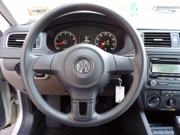 Used-2011-Volkswagen-Jetta