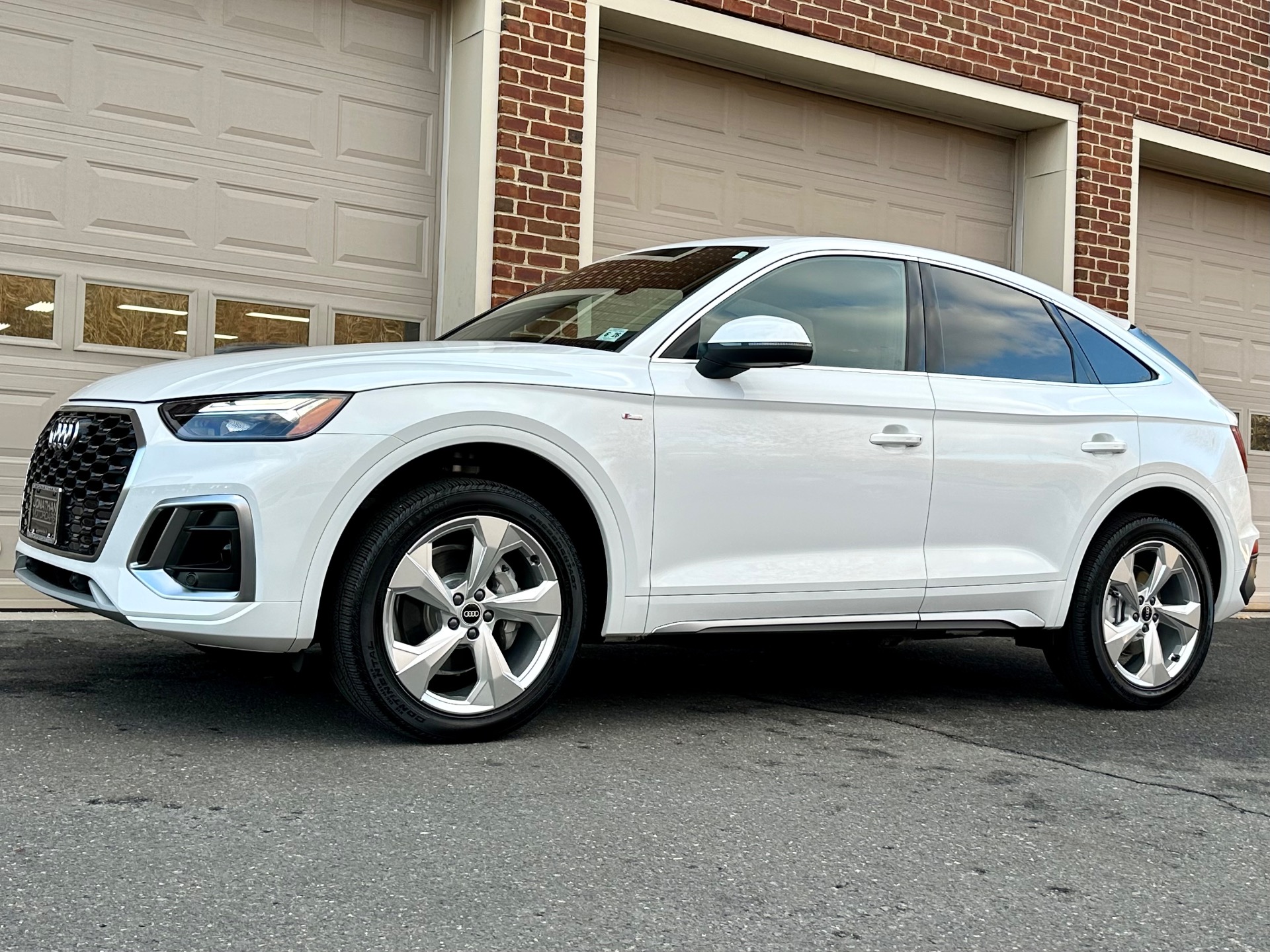 Rocker Panel Kit | AUDI SQ 5 SPORTBACK 2021 Rocker Panel Kit | AUDI SQ 5 SPORTBACK 2021