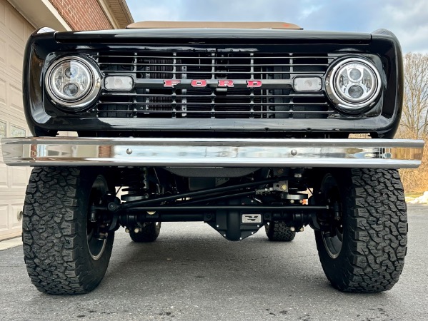 Used-1975-Ford-Bronco-Velocity-Signature-Series