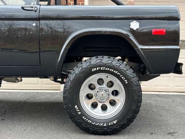 Used-1975-Ford-Bronco-Velocity-Signature-Series