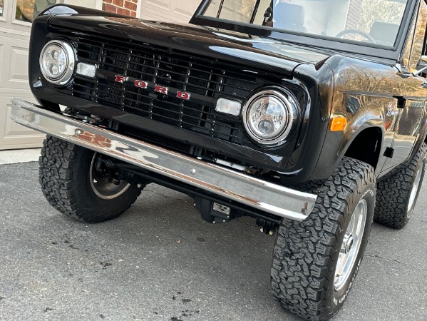 Used-1975-Ford-Bronco-Velocity-Signature-Series