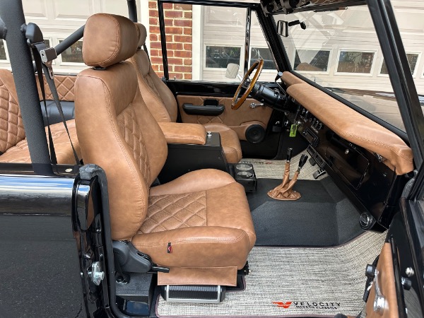 Used-1975-Ford-Bronco-Velocity-Signature-Series