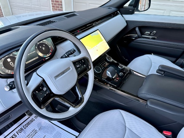 Used-2023-Land-Rover-Range-Rover-Sport-P400-Dynamic-SE