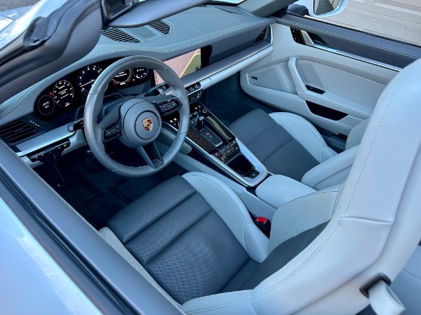 Used-2021-Porsche-911-Carrera