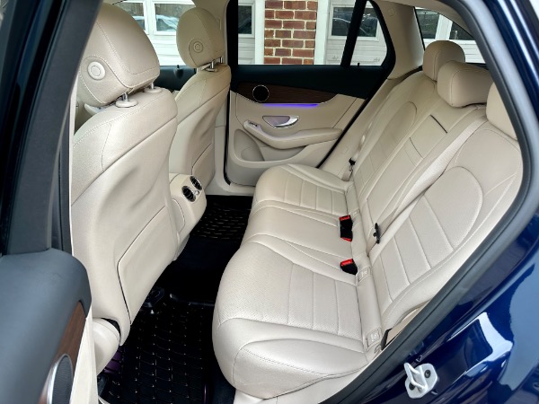 Used-2022-Mercedes-Benz-GLC-GLC-300-4MATIC