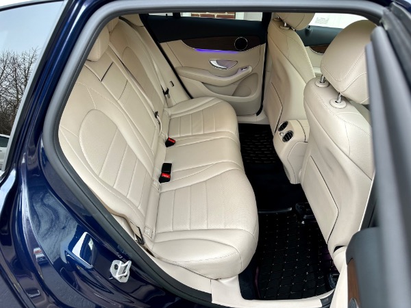 Used-2022-Mercedes-Benz-GLC-GLC-300-4MATIC