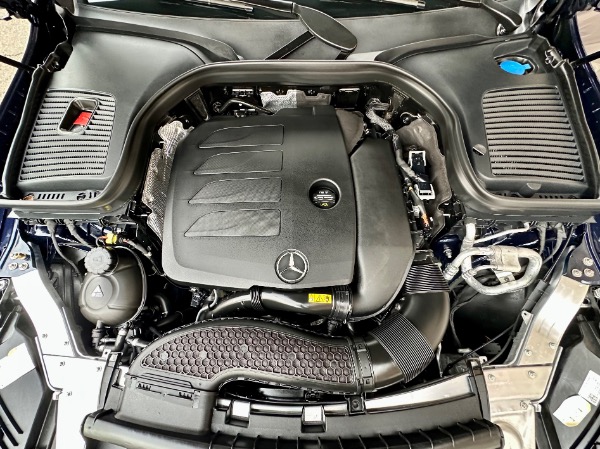 Used-2022-Mercedes-Benz-GLC-GLC-300-4MATIC