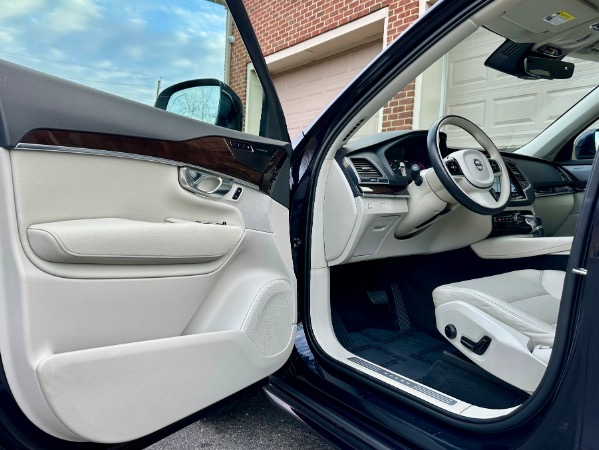 Used-2019-Volvo-XC90-T5-Momentum