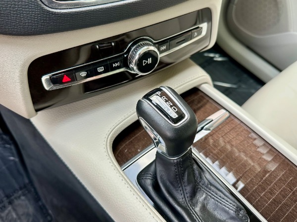 Used-2019-Volvo-XC90-T5-Momentum