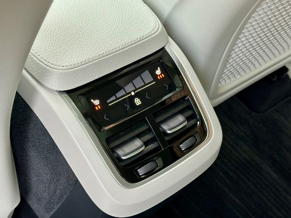 Used-2019-Volvo-XC90-T5-Momentum