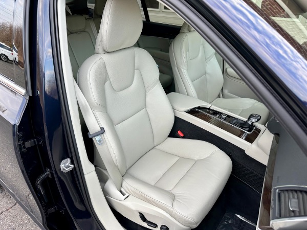 Used-2019-Volvo-XC90-T5-Momentum