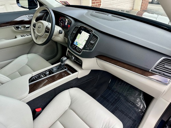 Used-2019-Volvo-XC90-T5-Momentum