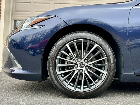 Used-2022-Lexus-ES-350-Premium