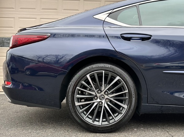 Used-2022-Lexus-ES-350-Premium