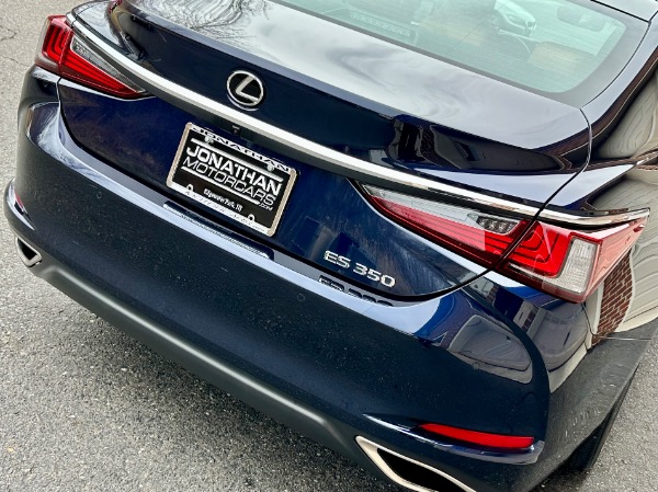 Used-2022-Lexus-ES-350-Premium