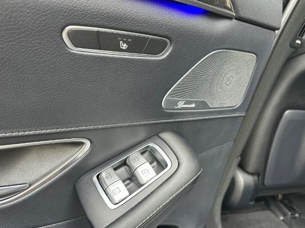 Used-2019-Mercedes-Benz-S-Class-S-560-4MATIC