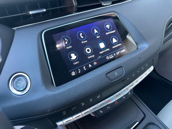 Used-2021-Cadillac-XT4-Premium-Luxury