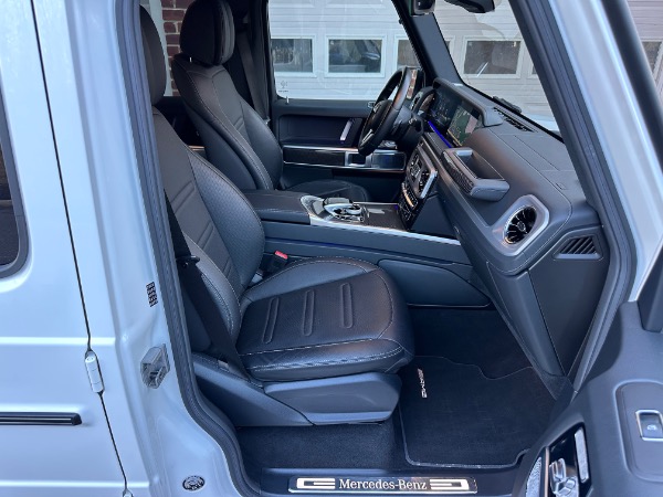 Used-2021-Mercedes-Benz-G-Class-G-550