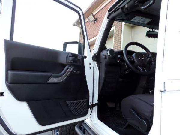 Used-2014-Jeep-Wrangler-Unlimited-Sport-4WD