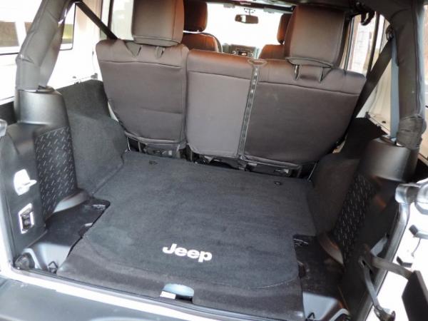 Used-2014-Jeep-Wrangler-Unlimited-Sport-4WD