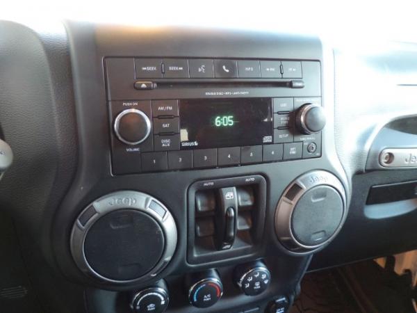 Used-2014-Jeep-Wrangler-Unlimited-Sport-4WD
