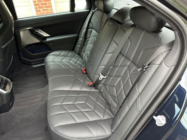 Used-2024-BMW-7-Series-740i-xDrive