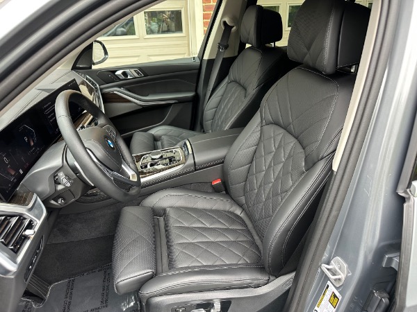 Used-2025-BMW-X7-xDrive40i