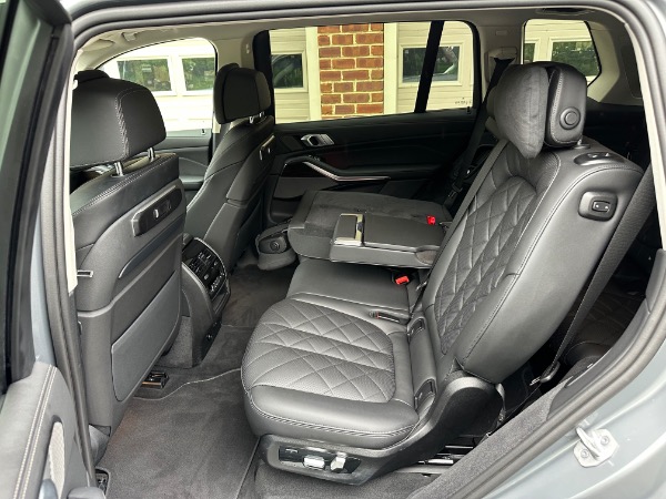 Used-2025-BMW-X7-xDrive40i
