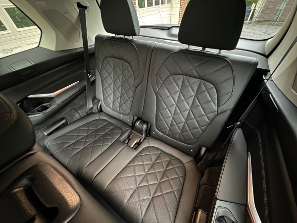Used-2025-BMW-X7-xDrive40i
