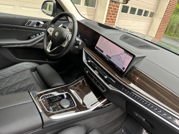 Used-2025-BMW-X7-xDrive40i
