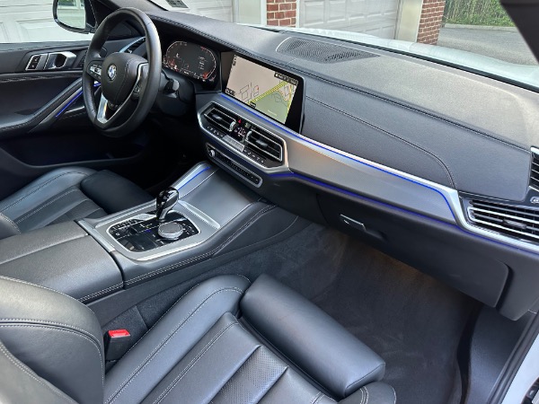 Used-2022-BMW-X6-xDrive40i