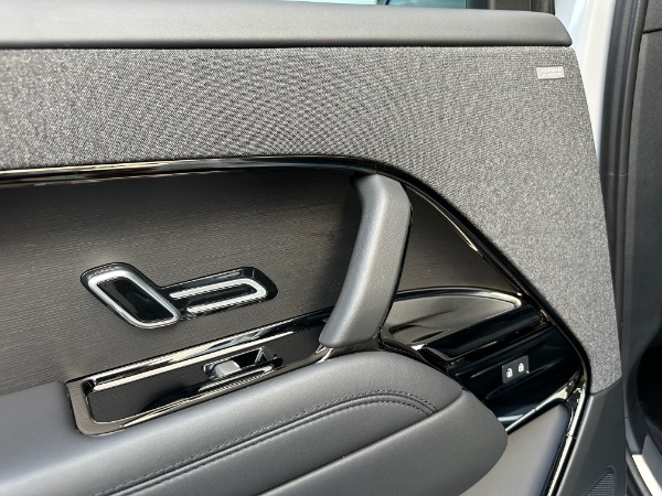 Used-2024-Land-Rover-Range-Rover-Sport-P400-Dynamic-SE