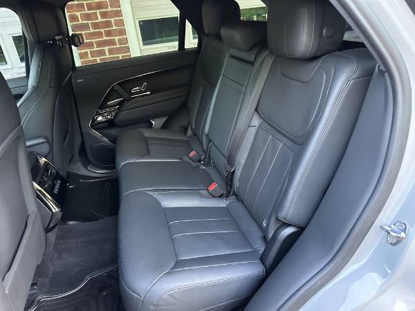 Used-2024-Land-Rover-Range-Rover-Sport-P400-Dynamic-SE
