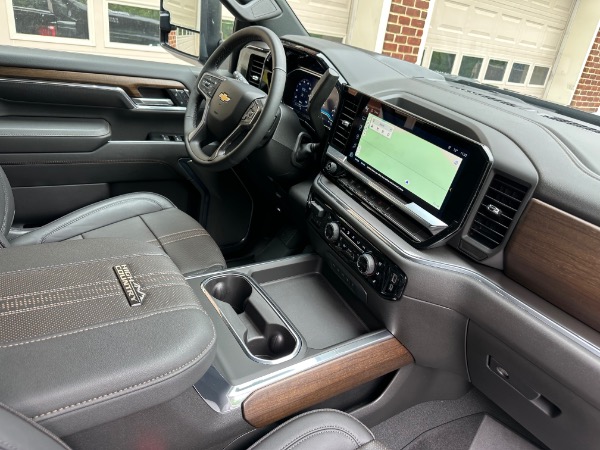 Used-2024-Chevrolet-Silverado-3500HD-High-Country