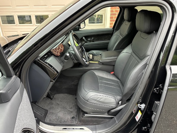 Used-2024-Land-Rover-Range-Rover-Sport-P360-SE