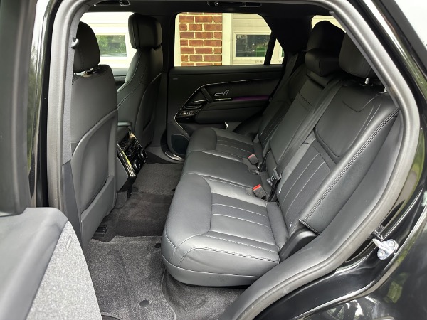 Used-2024-Land-Rover-Range-Rover-Sport-P360-SE