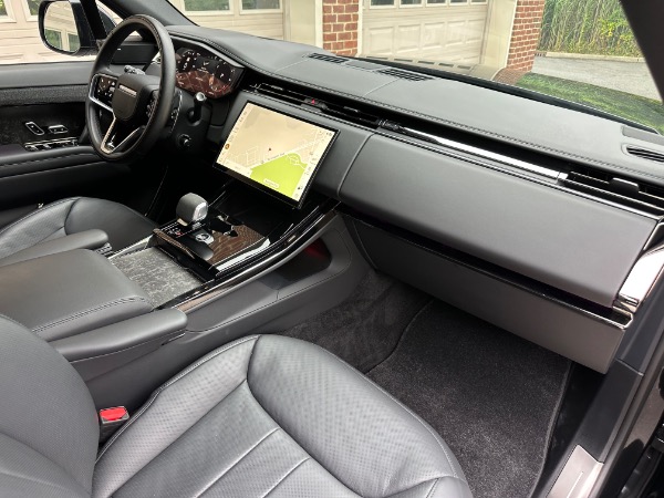 Used-2024-Land-Rover-Range-Rover-Sport-P360-SE