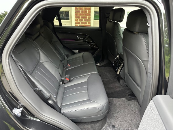 Used-2024-Land-Rover-Range-Rover-Sport-P360-SE