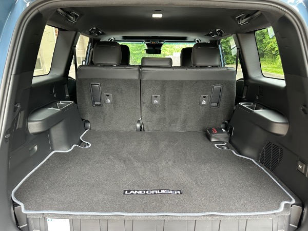Used-2024-Toyota-Land-Cruiser