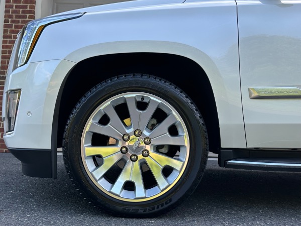 Used-2018-Cadillac-Escalade-Luxury