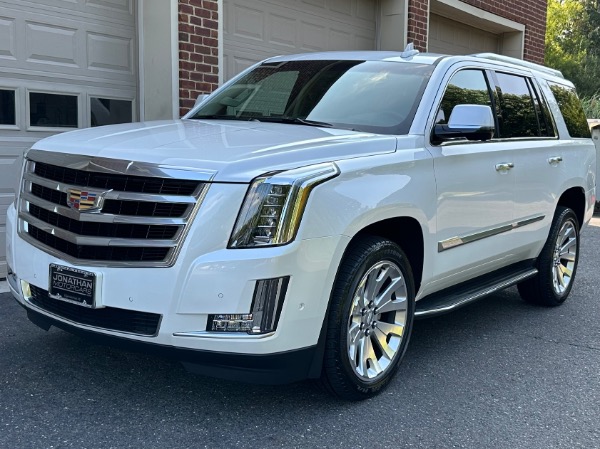 Used-2018-Cadillac-Escalade-Luxury