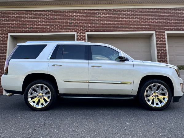 Used-2018-Cadillac-Escalade-Luxury