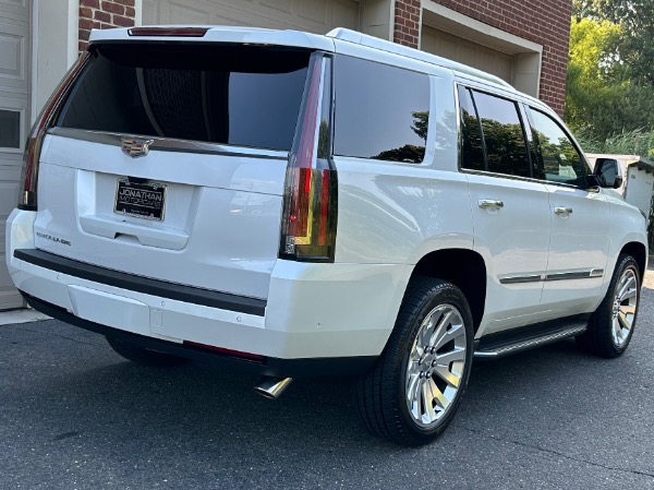 Used-2018-Cadillac-Escalade-Luxury